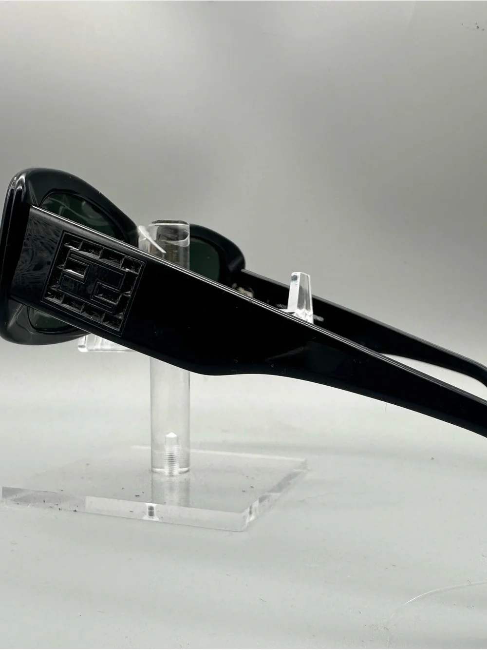 Fendi FS247 Black Rectangular Sunglasses Vintage Zucca FF Logo Made in Italy